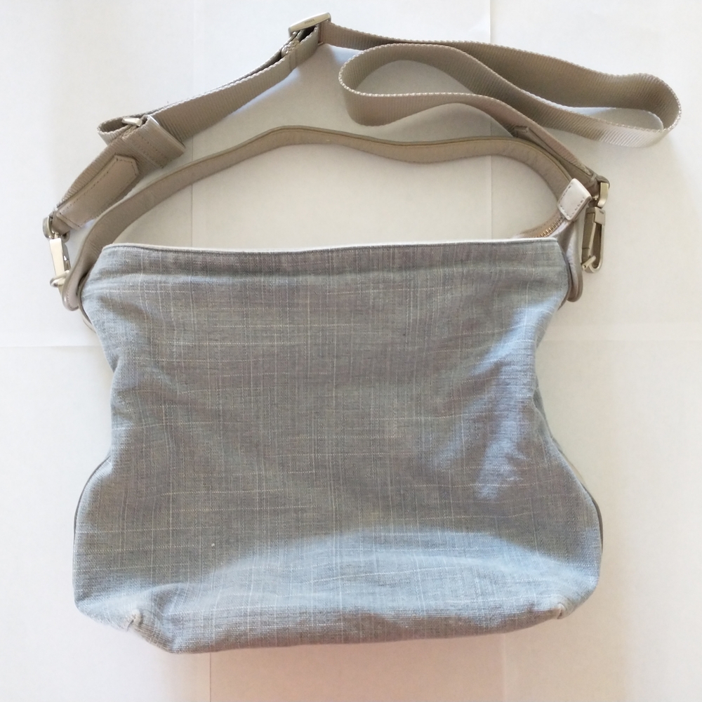 FOSSIL Soft Light Gray Crossbody Bag - Picture 9 of 10